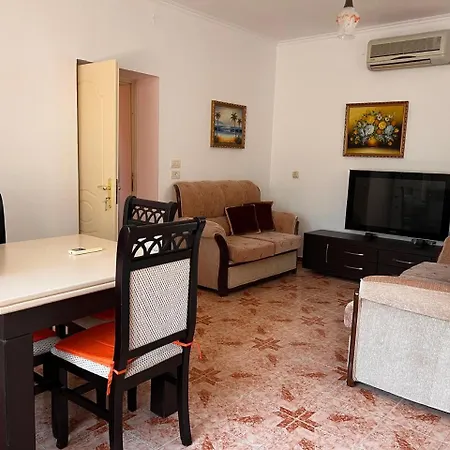Villa Haxhialiu